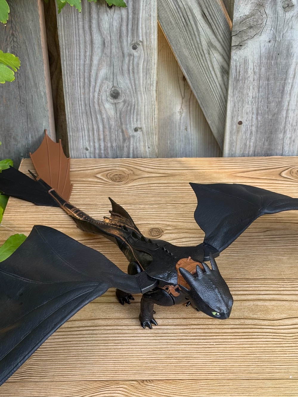 Dreamworks Dragons How to Train Your Dragon Ultimate Plasma Blast Toothless Toy
